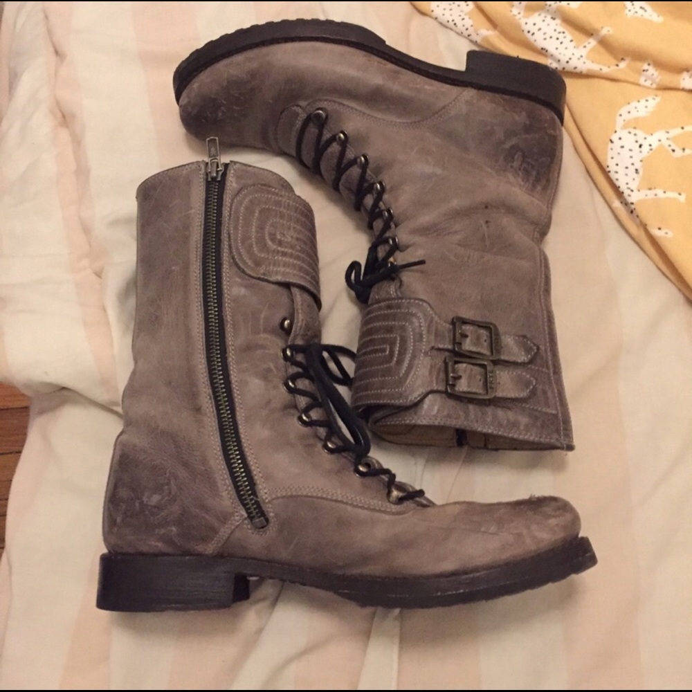 **Rare** Discontinued style Frye Combat Boots